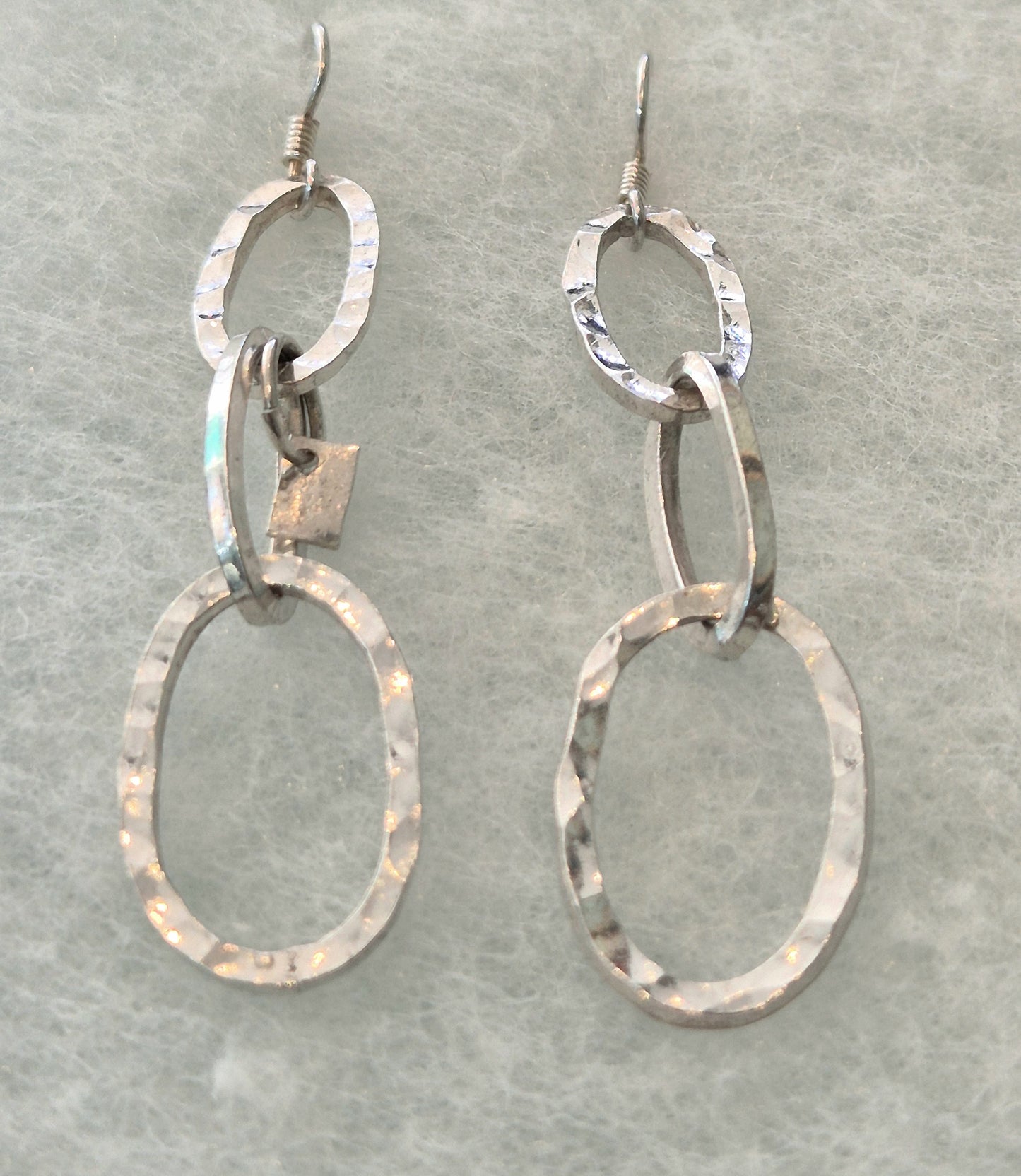 Hammered triple hoop earring