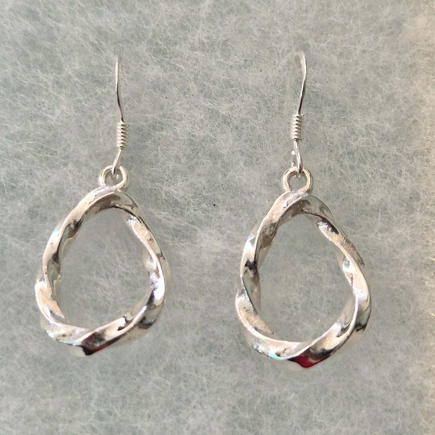 Twist 'n swirl earrings