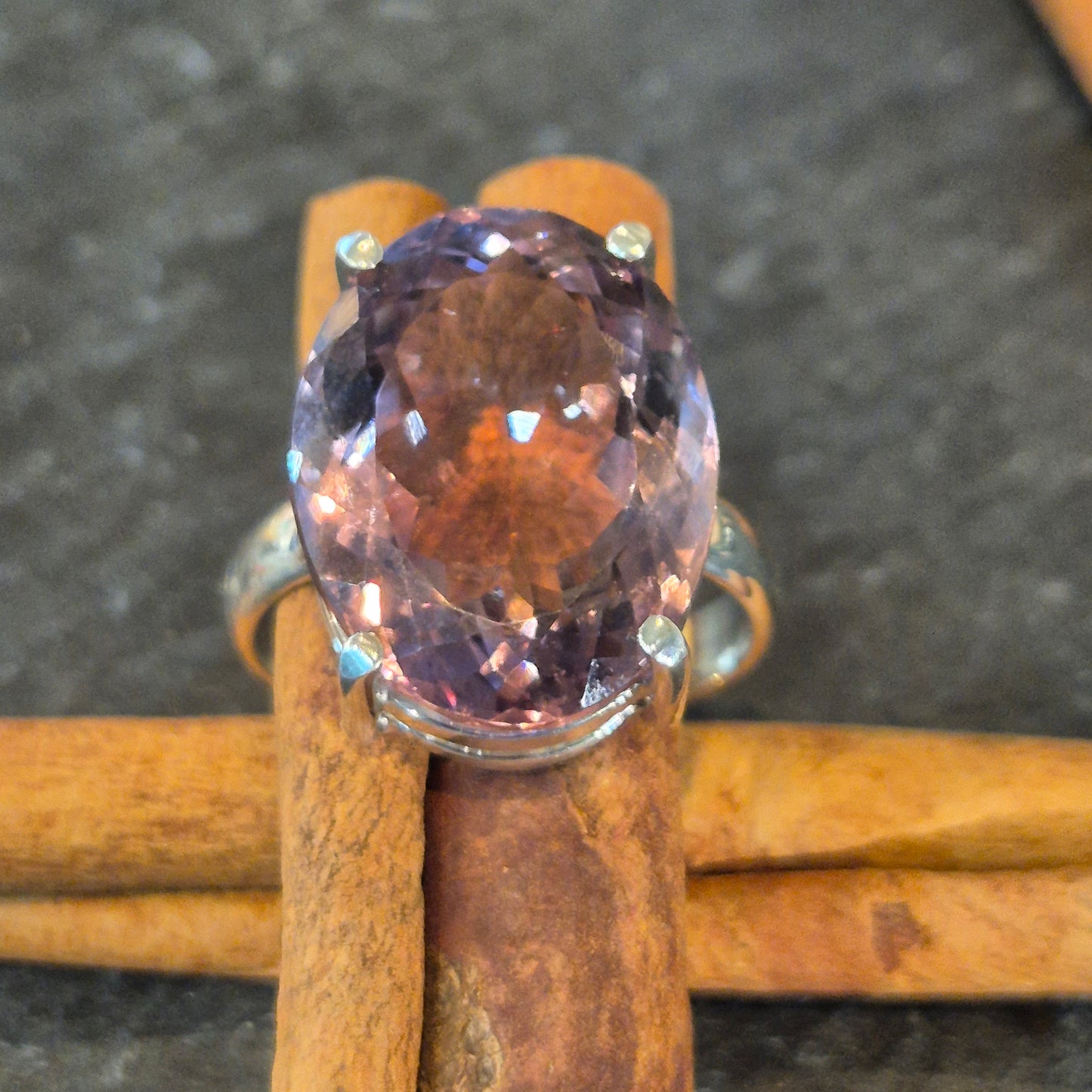 Oval amythyst ring