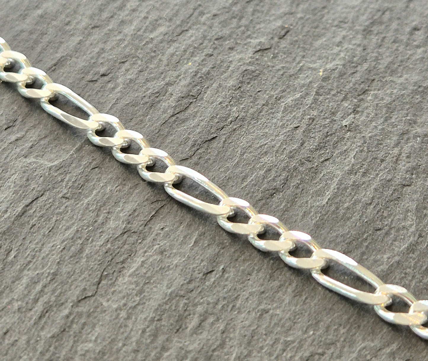 Heavy figaro link chain