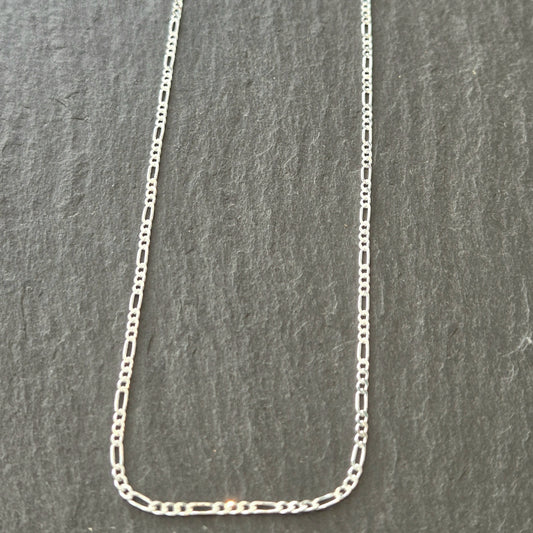 Figaro link chain (medium)