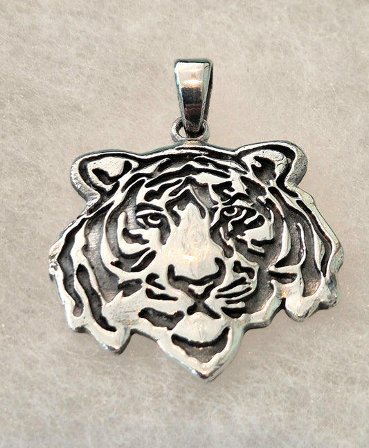 Tiger pendant