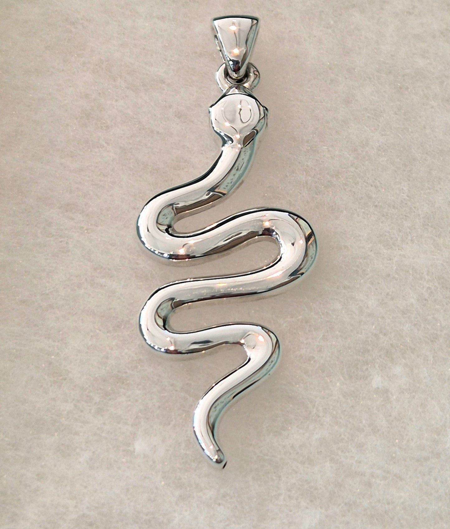 Chunky snake pendant