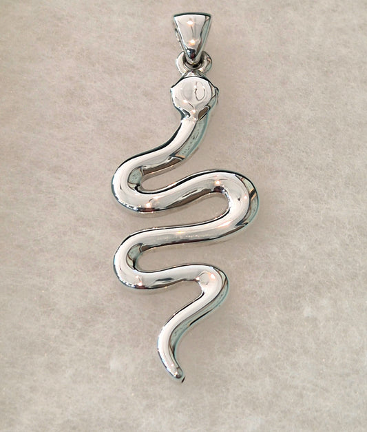 Chunky snake pendant