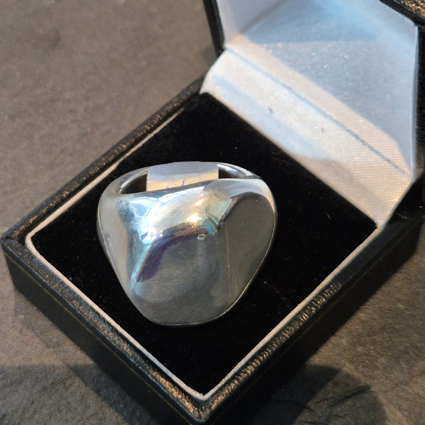 Chunky Offblong ring